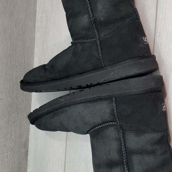 Ugg Australia Women 1962Y Tall Bailey Button Triplet Sheepskin shoes boots sz 6 - Picture 8 of 15